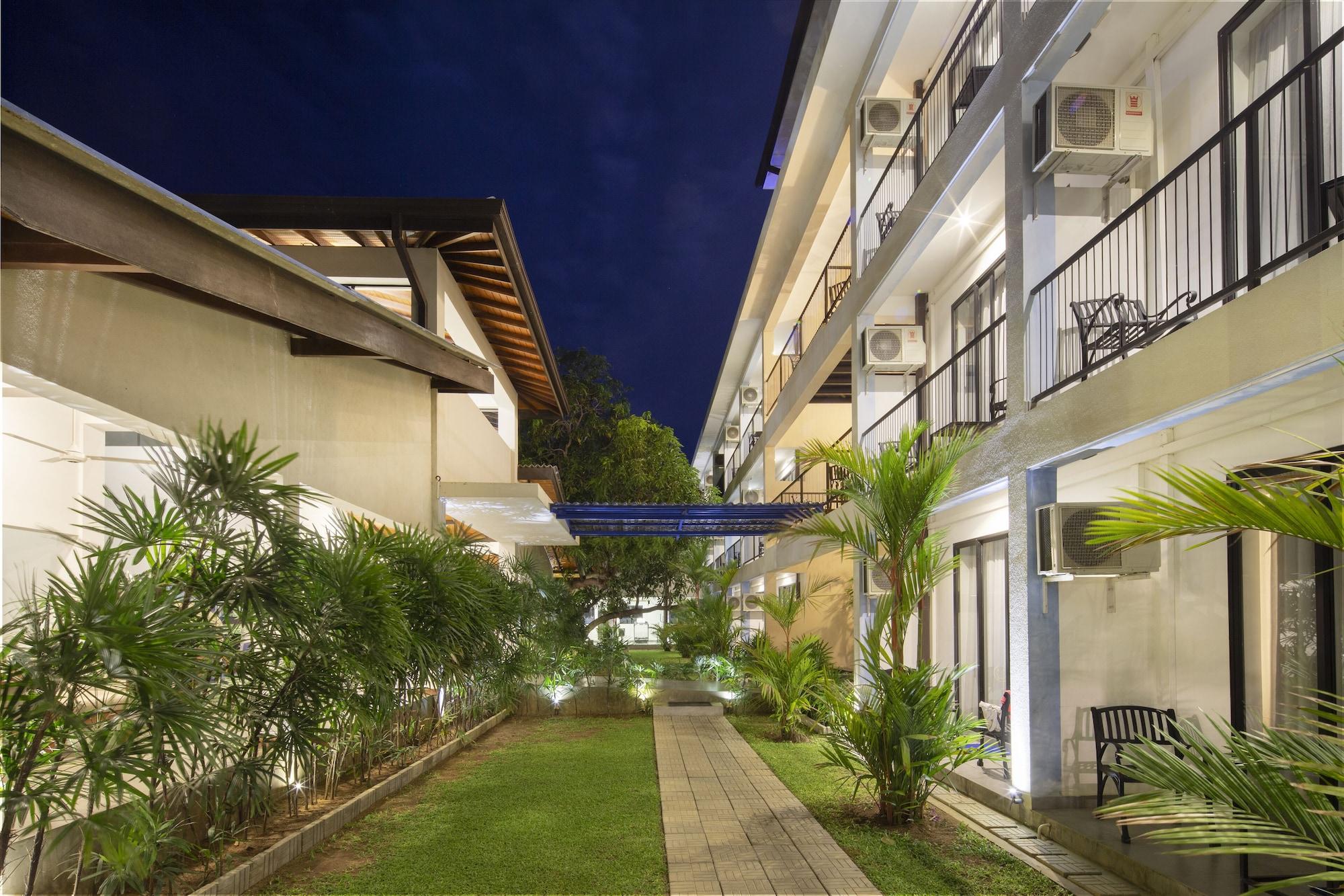 The Blue Wave Hotel Arugam Bay Esterno foto