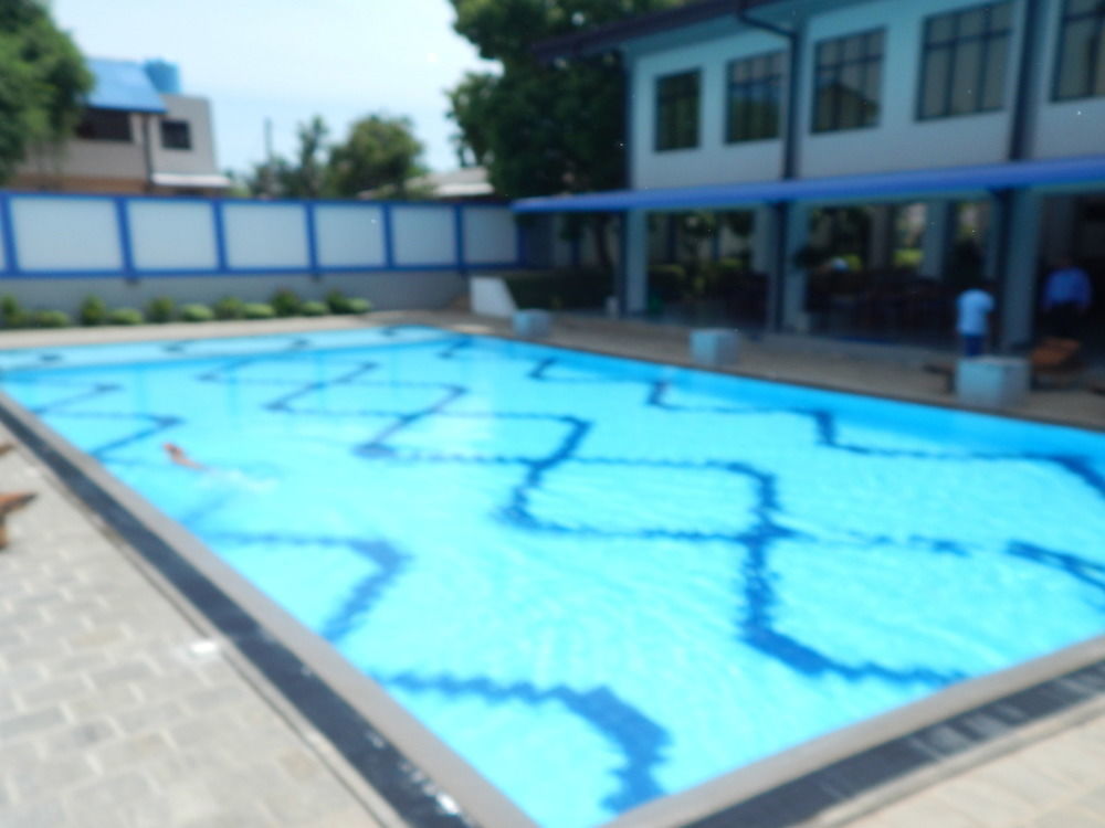 The Blue Wave Hotel Arugam Bay Esterno foto