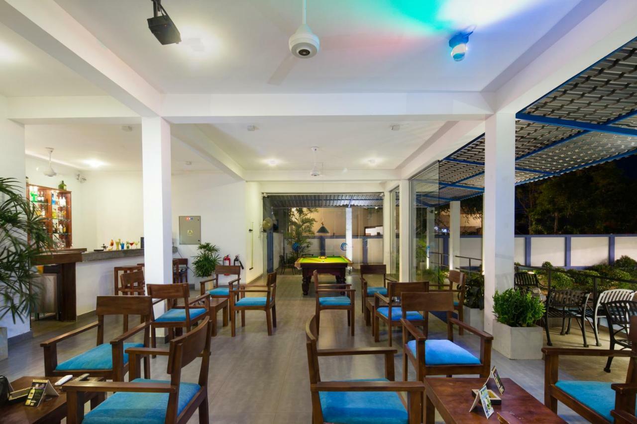 The Blue Wave Hotel Arugam Bay Esterno foto